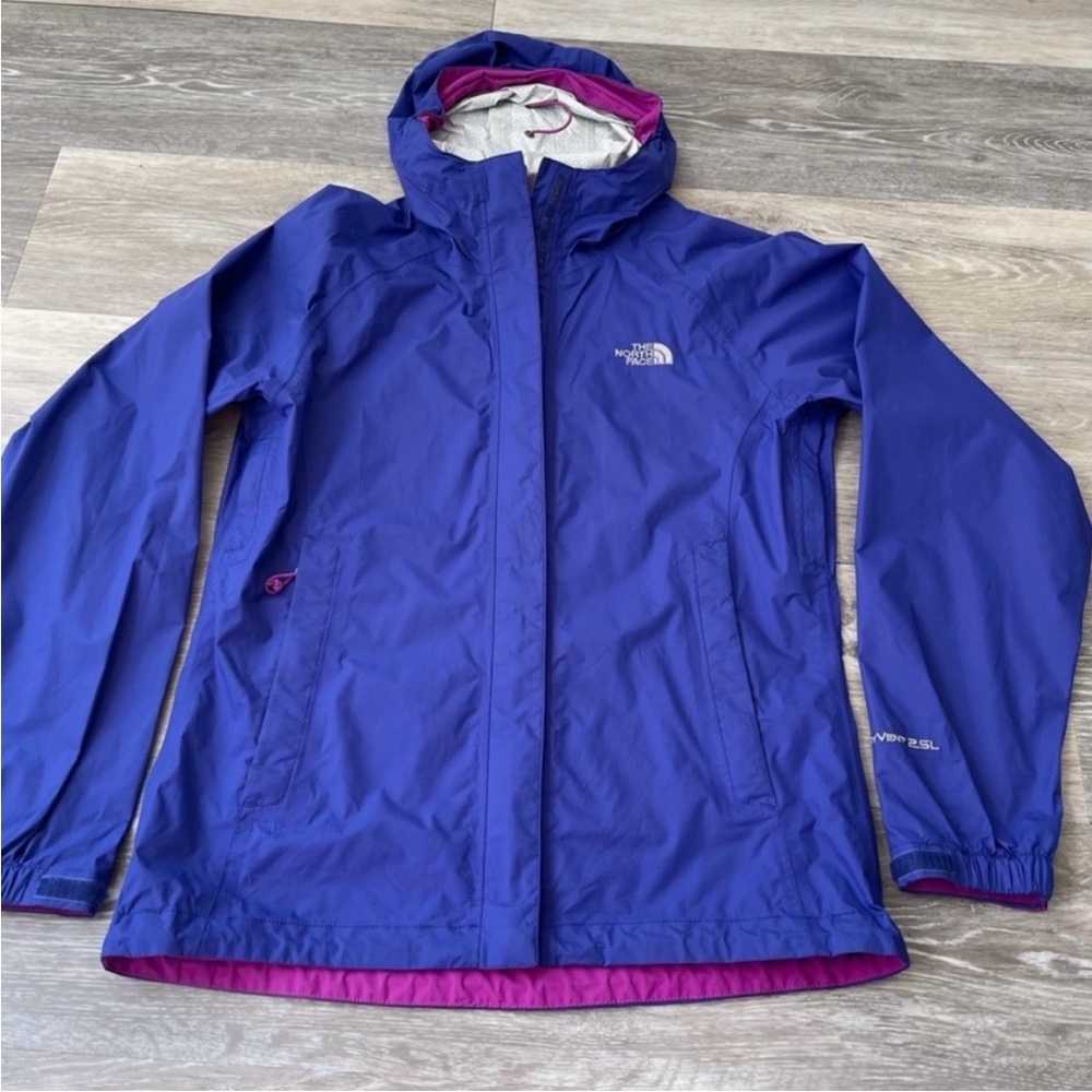 The North Face Women’s Ski & Snow Jacket in Purple with Pink Trim